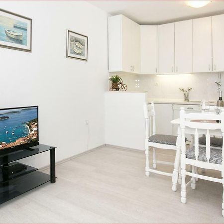 Apartman Zizula Kastela Exterior photo