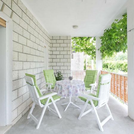 Apartman Zizula Kastela Exterior photo