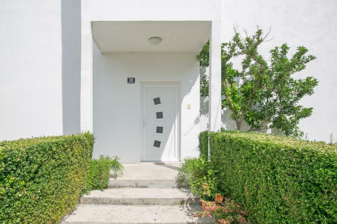 Apartman Zizula Kastela Exterior photo