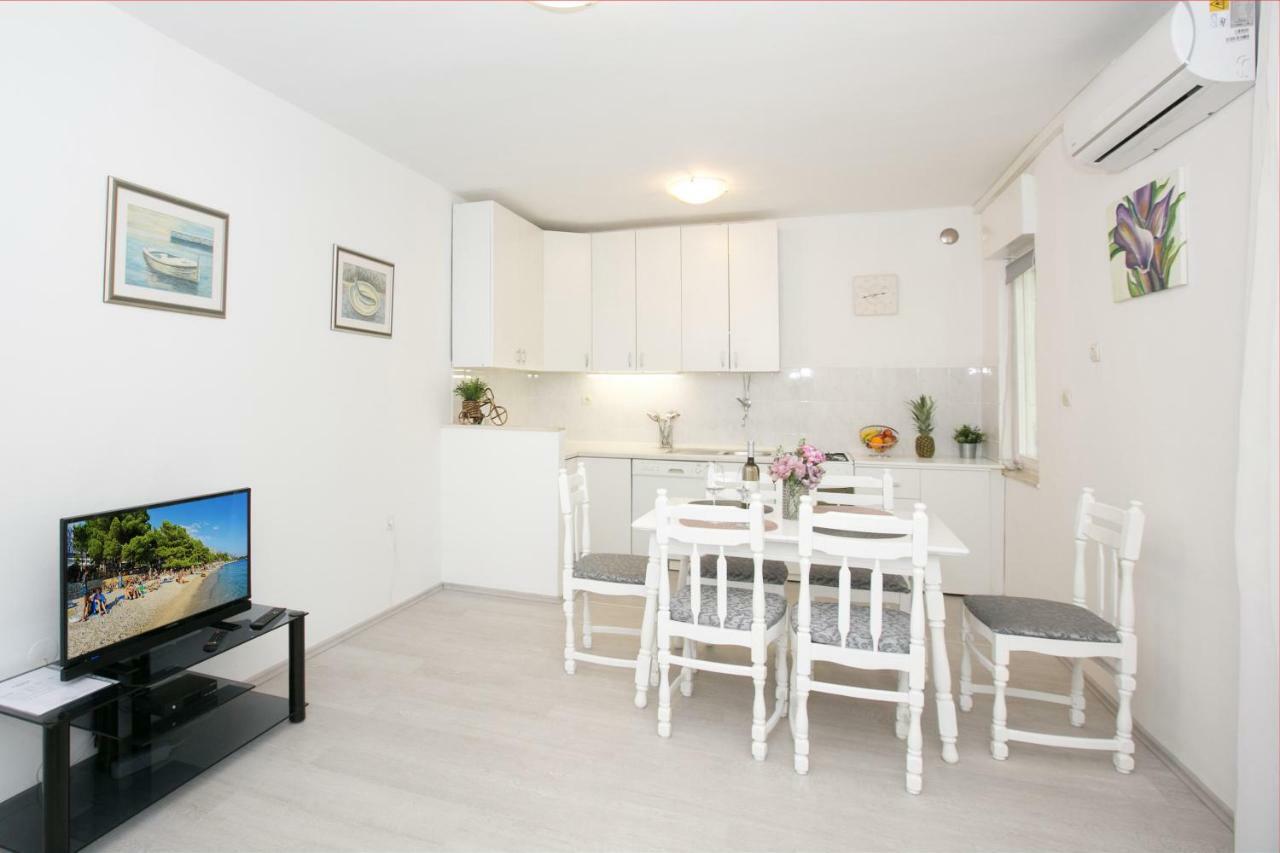Apartman Zizula Kastela Exterior photo
