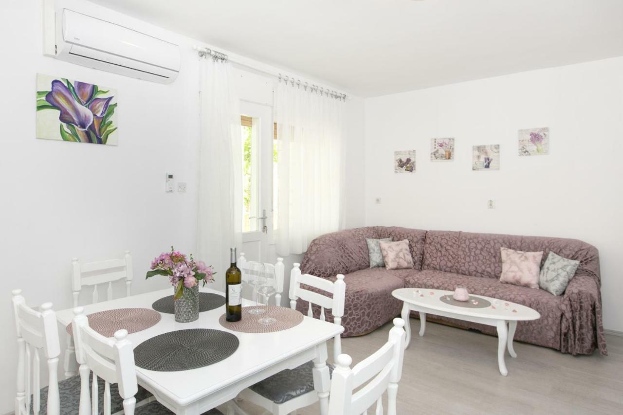 Apartman Zizula Kastela Exterior photo